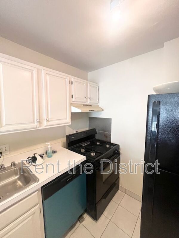 Foto del edificio - 1330 New Hampshire Ave NW