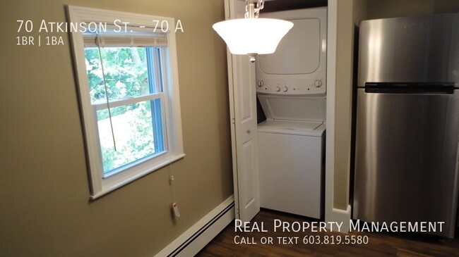 Building Photo - Large 1 BR in Downtown Dover w Heat/Hot Wa...