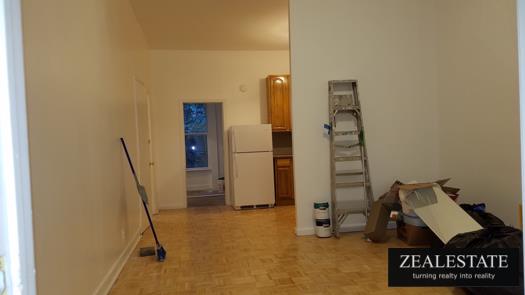 Building Photo - 637 Vanderbilt Ave