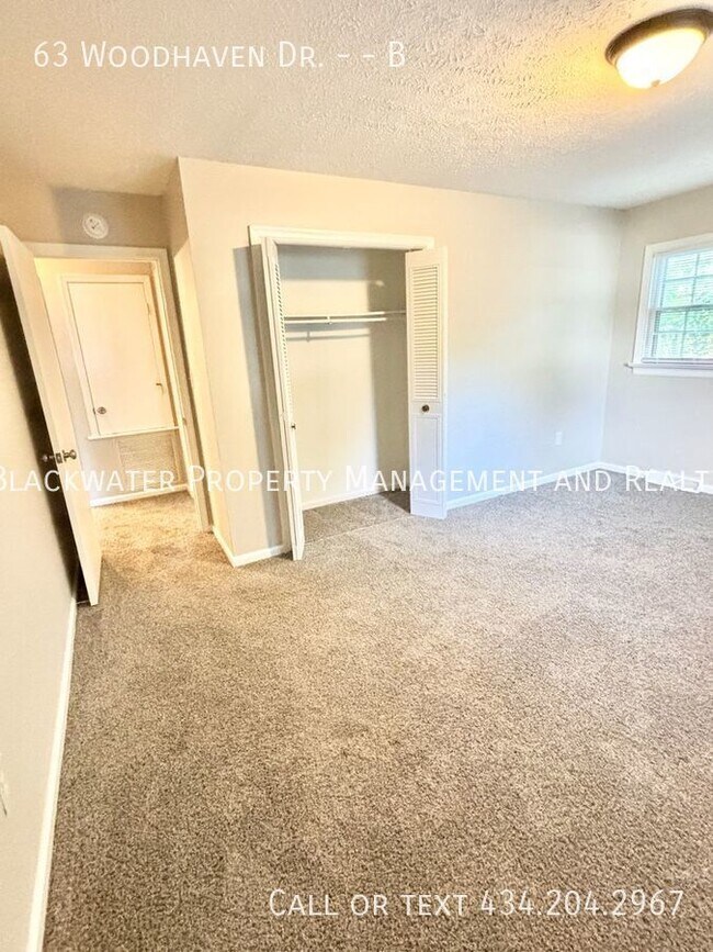 Building Photo - MOVE IN SPECIAL: 1/2 OFF FIRST MONTH'S REN...