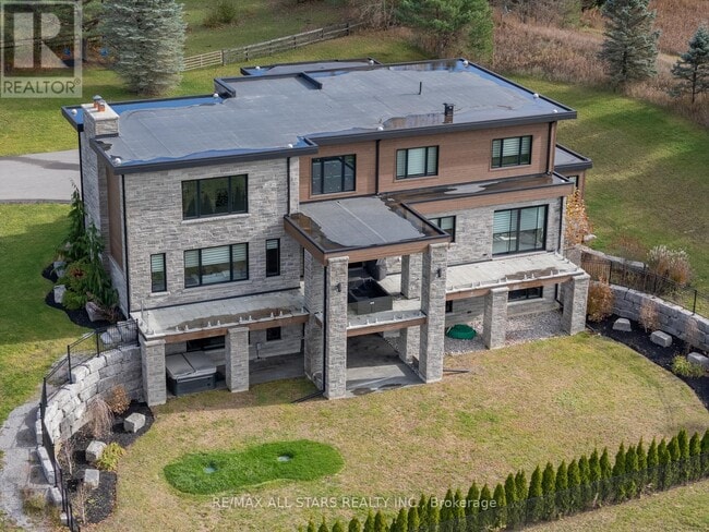 Building Photo - 15682 ON-48