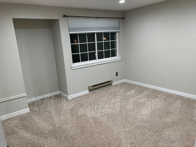 Foto del edificio - 15600 116th Ave NE