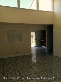 Foto del edificio - 3 br, 2.5 bath House - 2204 Sharon Way