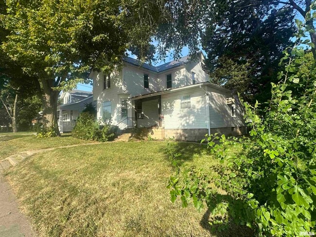 Foto del edificio - 405 S Main St