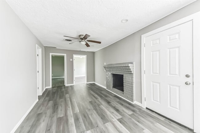 Building Photo - 14249 Brownsville St