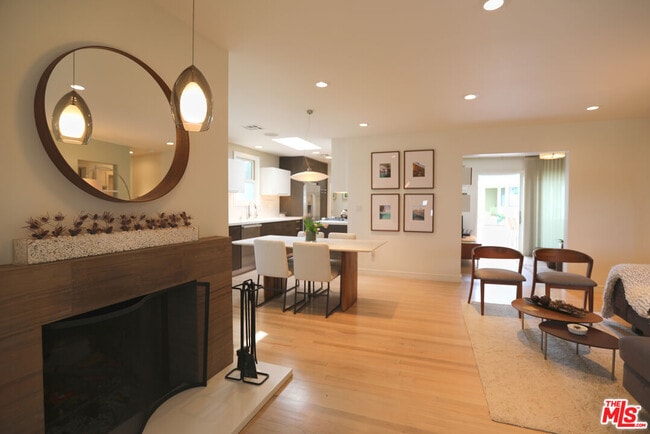 Building Photo - 2707 Westwood Blvd