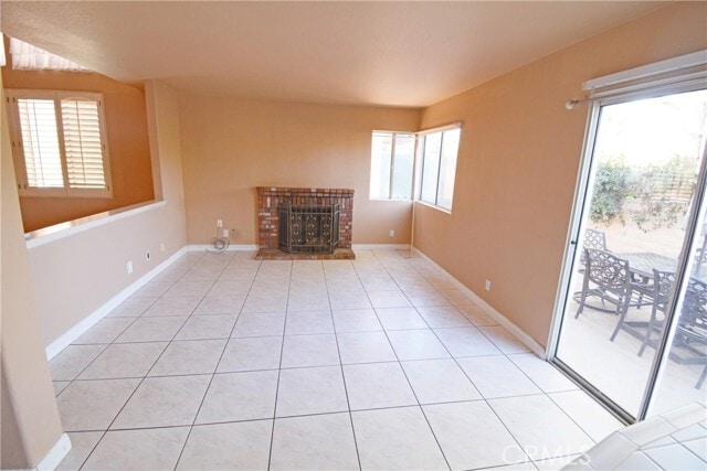 Building Photo - 17749 Gazania Dr