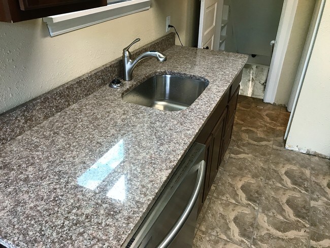 Foto del edificio - 839 Southern Ave