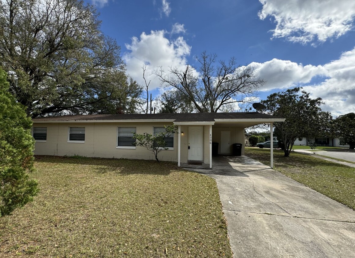 Foto principal - Beautiful 3 BD Home in Orlando