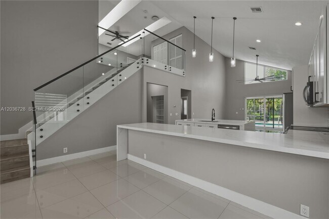 Foto del edificio - 5285 NW 112th Terrace
