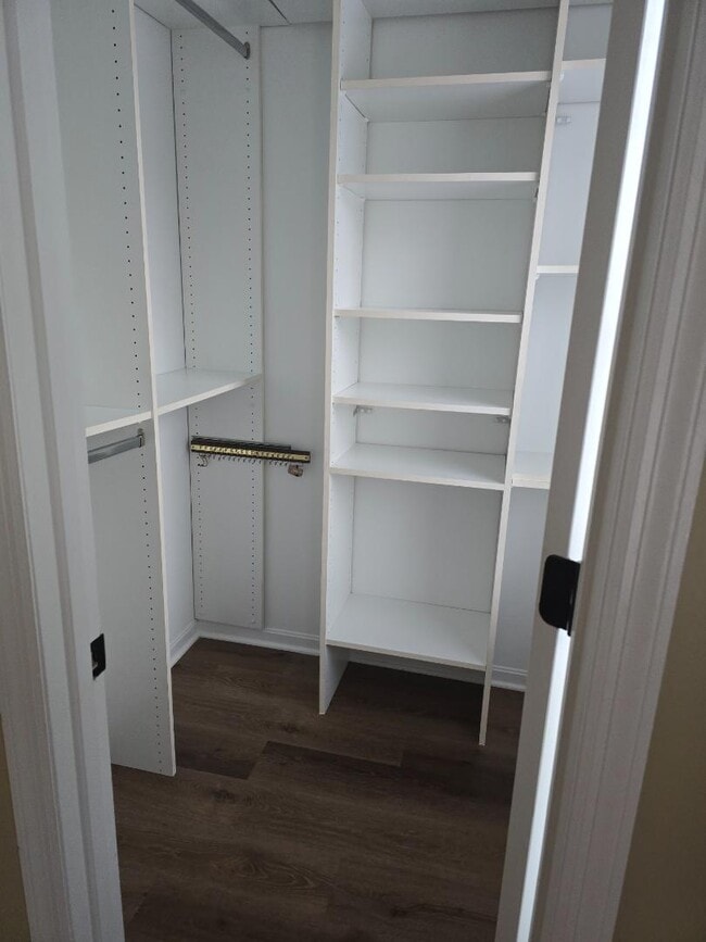 Foto del edificio - 9308 Gordon Ct