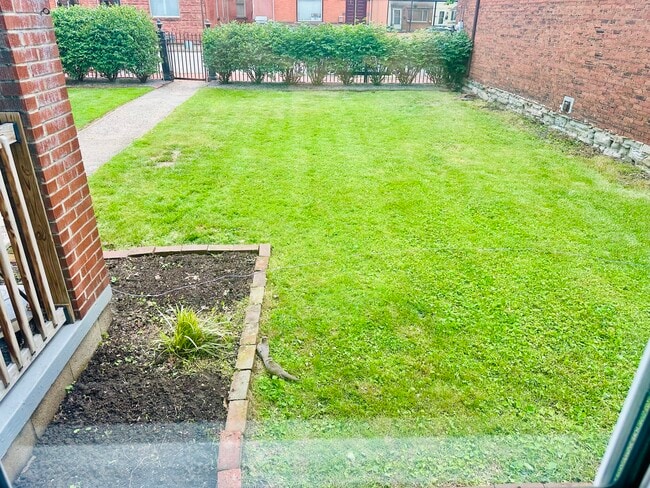 Front Yard - 2309 Sidney St