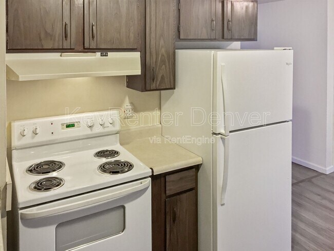 Foto del edificio - 9165 Perry St