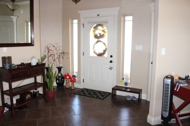 Foto del edificio - Fantastic home located in West Hill