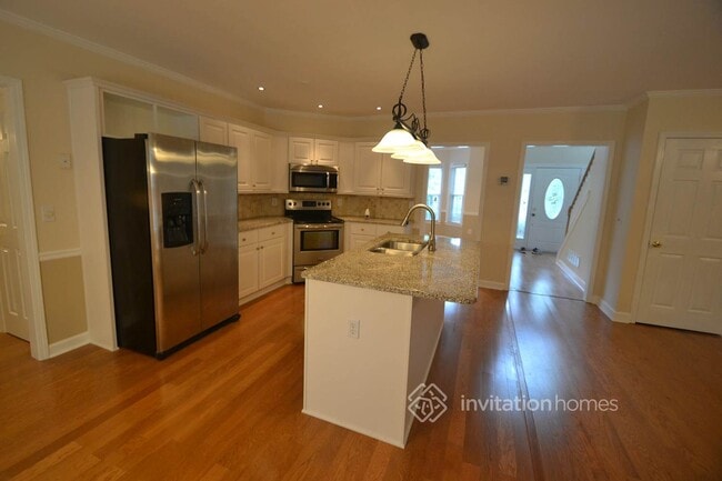 Building Photo - 2977 Kaley Dr NW