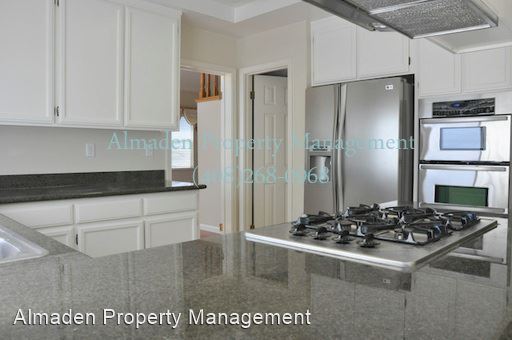 Foto del edificio - 4 br, 3 bath House - 11616 Cedar Spring Court