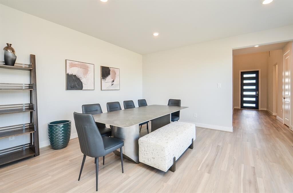 Foto principal - 9522 Rialto Creek Dr
