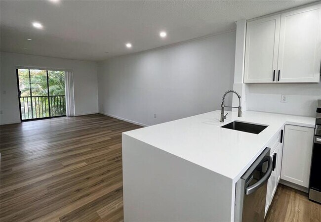 Foto del edificio - 163 NW 93rd Ave