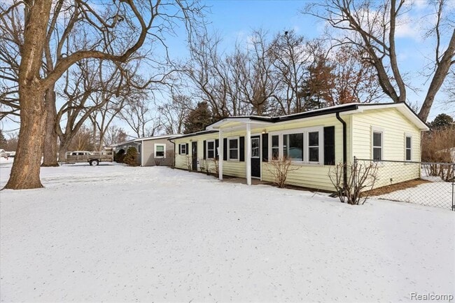 Foto del edificio - 3771 Gainesborough Dr