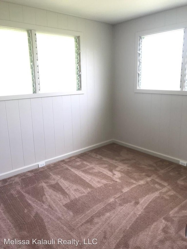 Building Photo - 3 br, 1 bath House - 2270 Kinoole Street