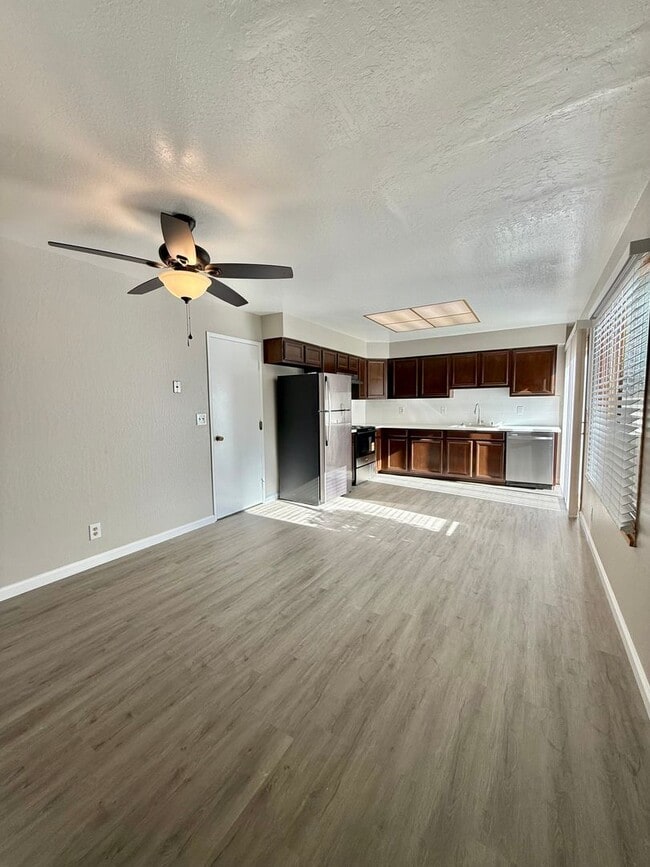 Foto del edificio - Charming 2 Bed / 2 Bath Single-Family Home in Willow Glen – Willowvale Estates (95126)