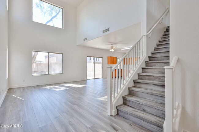 Foto del edificio - 17317 W Acapulco Ln