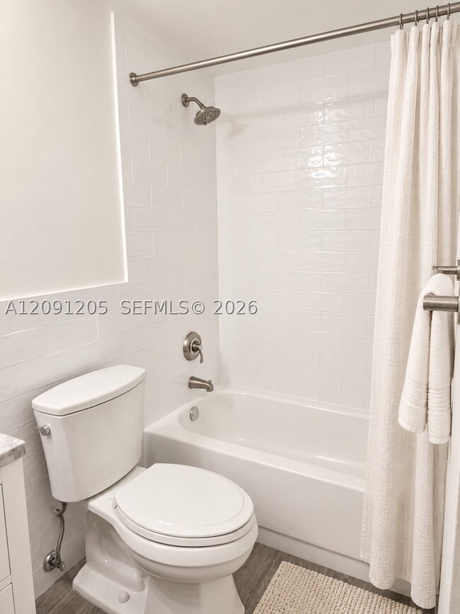 Building Photo - 6855 Edgewater Dr