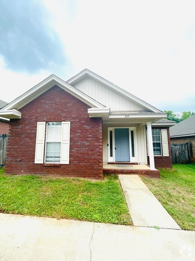 Building Photo - 267 Thornfield Dr