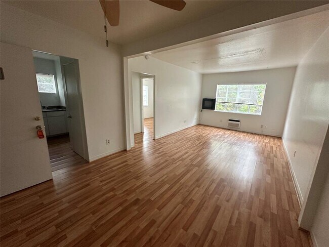 Foto del edificio - 5611 Jackson St