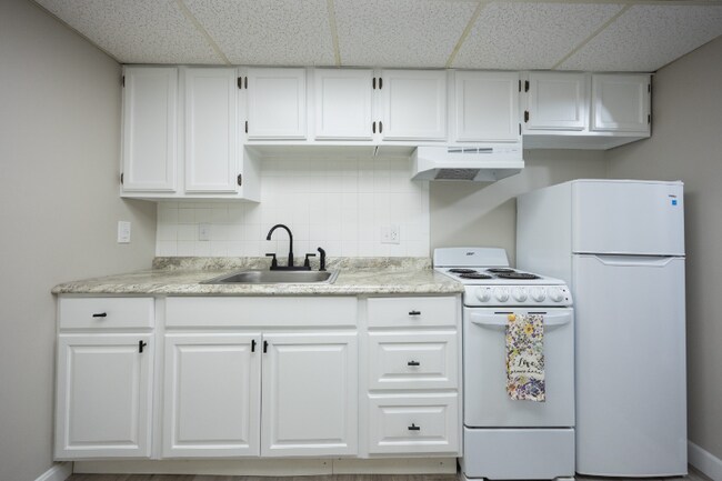 Foto del edificio - 23 Shadowbrook Ln