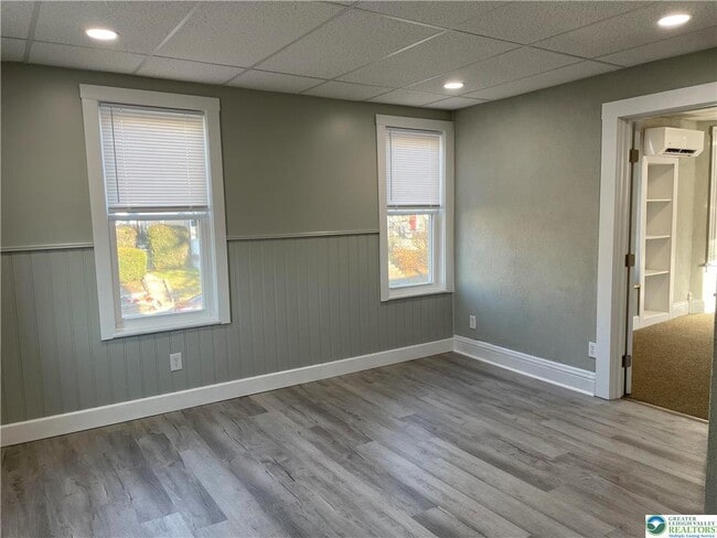Building Photo - 1124 2nd St