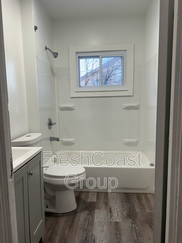 Foto del edificio - 13309 Glendale Ave