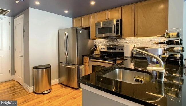 Building Photo - 1225 13th St NW