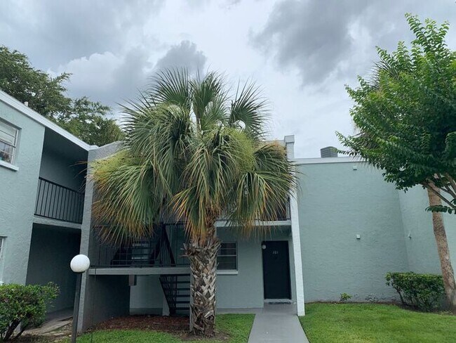 Building Photo - Must see 1 bed 1 bath