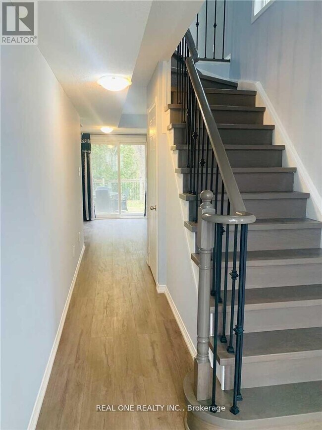 Building Photo - 1850 Kingston Rd