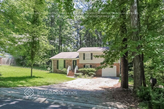 Foto del edificio - 430 Karen Dr