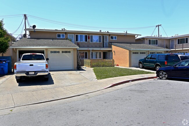 Primary Photo - 415 Rogell Ct