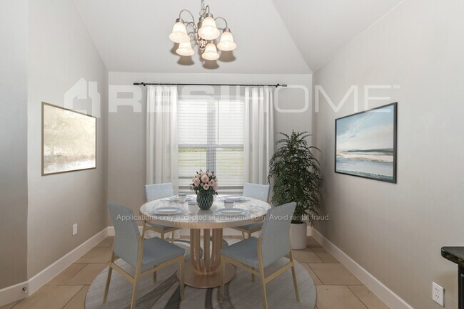 Foto del edificio - 8161 Brighton Ave