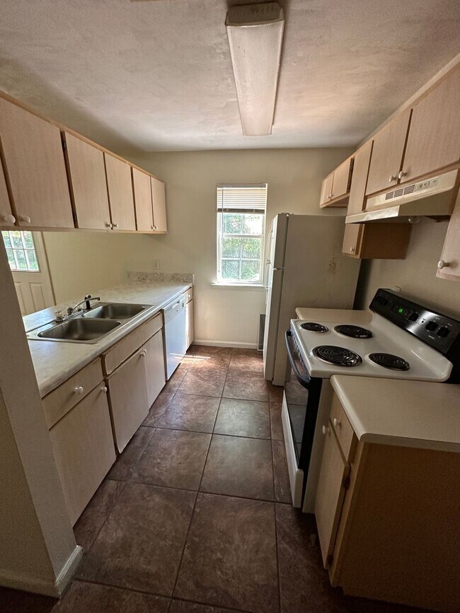 Foto del edificio - 2281 Hartsfield Rd
