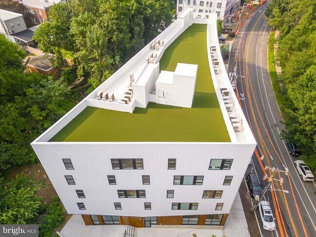 Foto del edificio - 3515 Midvale Ave