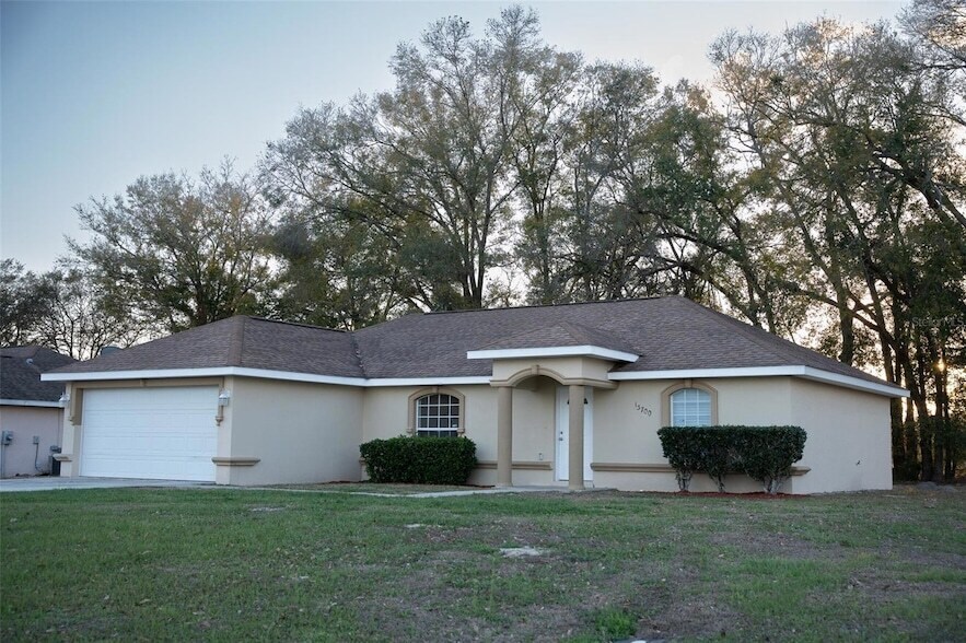 Primary Photo - 13700 SW 48th Ct