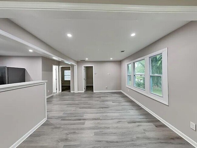 Foto del edificio - 2609 Hood Ave NW