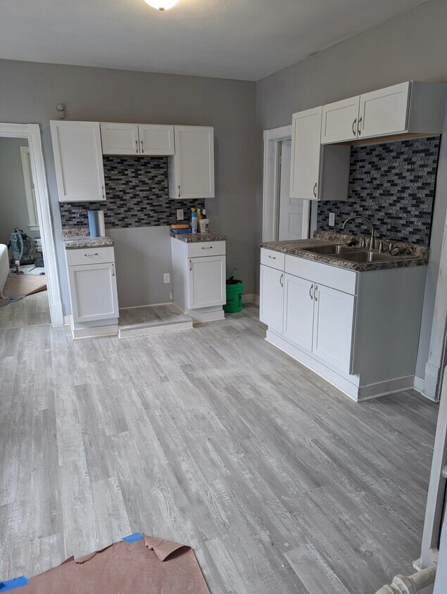Foto principal - 1120 S 63rd St