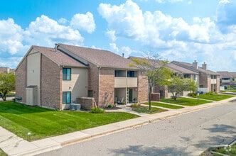 Building Photo - Shoal Creek