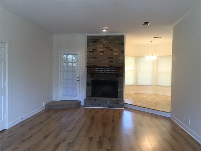 Building Photo - 7012 Poplar Creek Trce