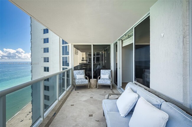 Building Photo - 19111 Collins Ave