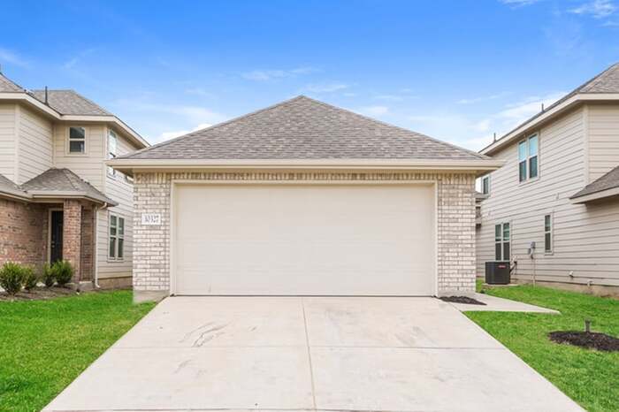 Foto principal - 10327 Green Branch