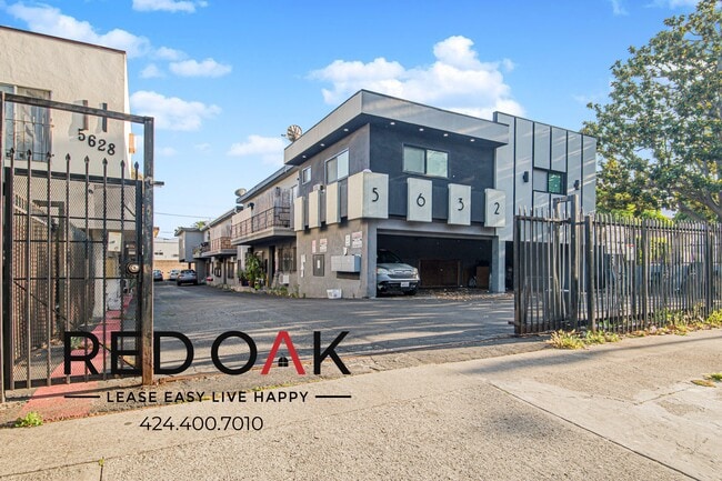 Foto del edificio - 5632 Harold Way