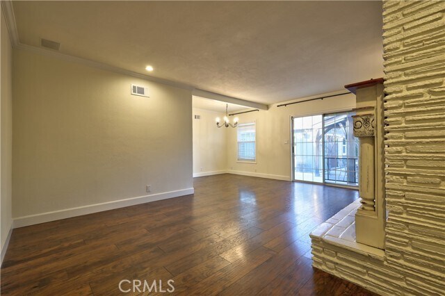 Foto del edificio - 247 E Hurst St