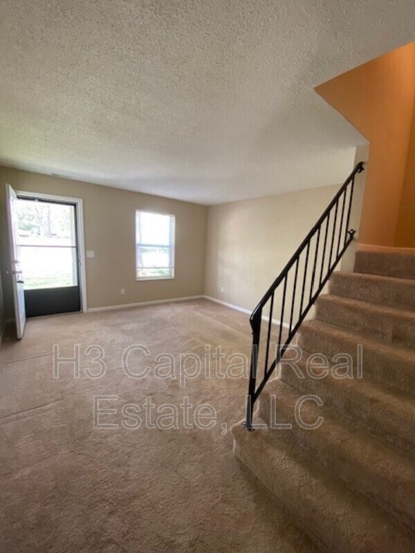 Photo - 112 Sunnyside St Apartment